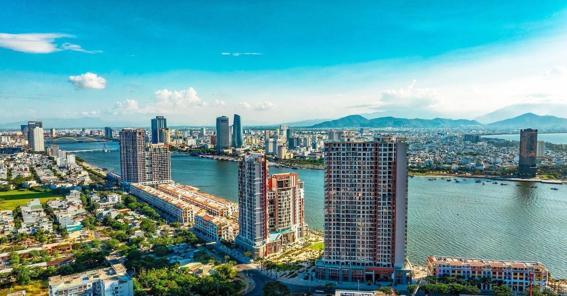 Căn hộ Sun Group Đà Nẵng: ‘Bảo chứng pháp lý’ và tiến độ thần tốc